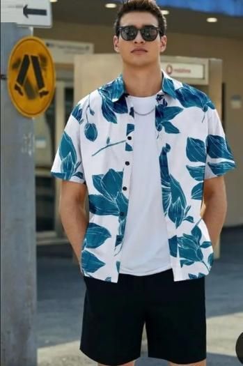 4.9 ⭐⭐⭐⭐⭐ Men's Printed Half Sleeves Regular Collar Casual Shirt
